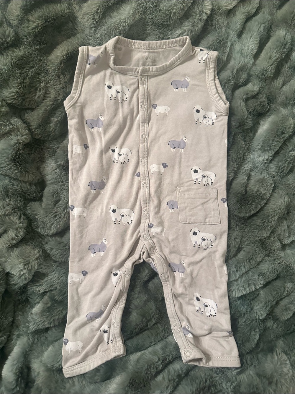 Kyte Baby sheep/goat/alpaca romper